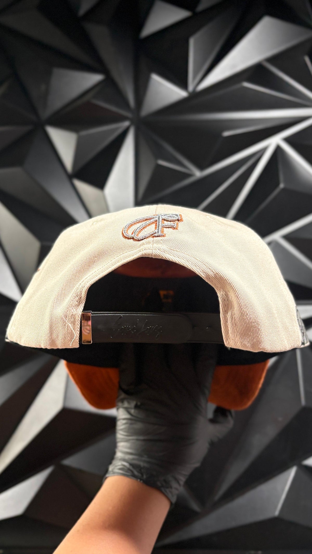 NY beige cap