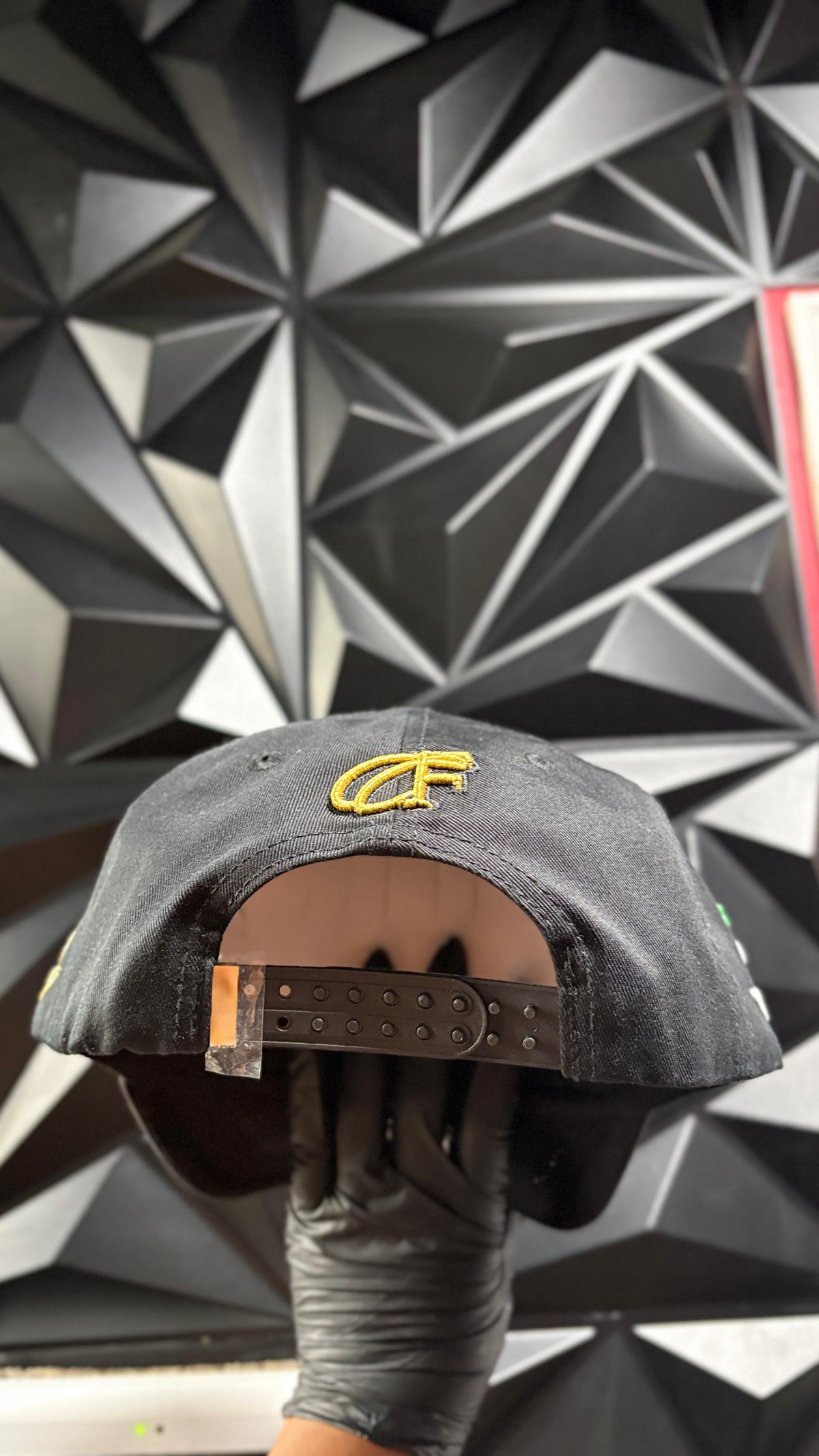 San Judas negro-verde cap
