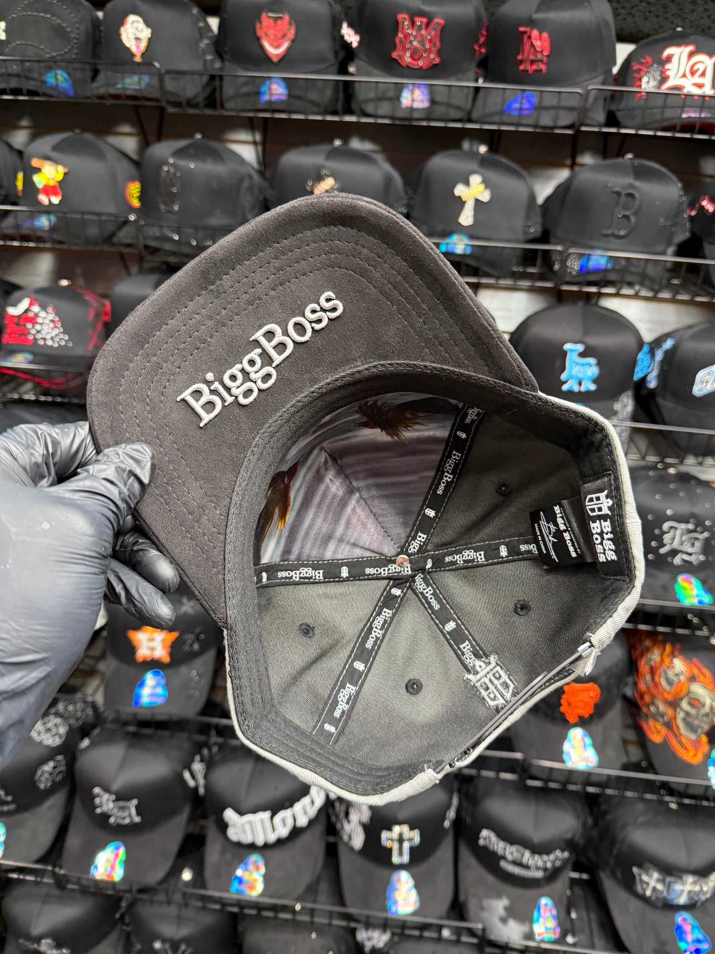 El gallo Gris Cap