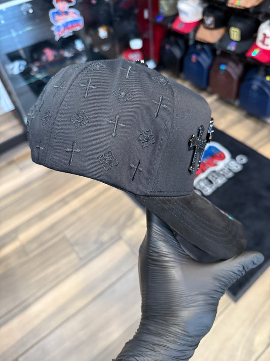 3 Cruces Total Black