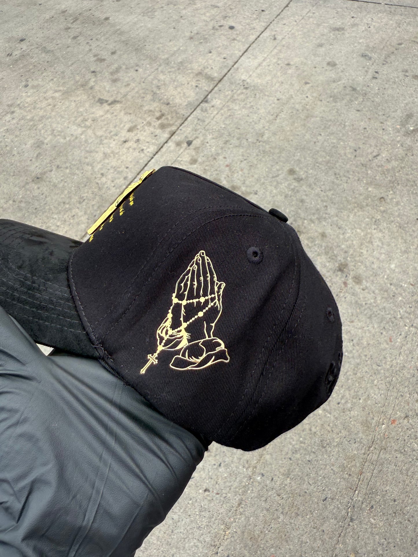 San Judas Gold Cap