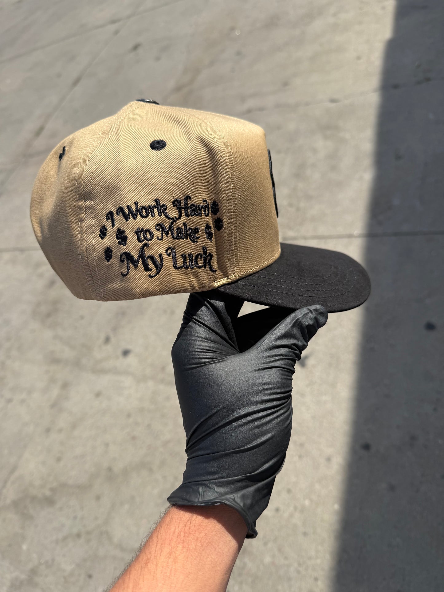 Trébol Beige Cap
