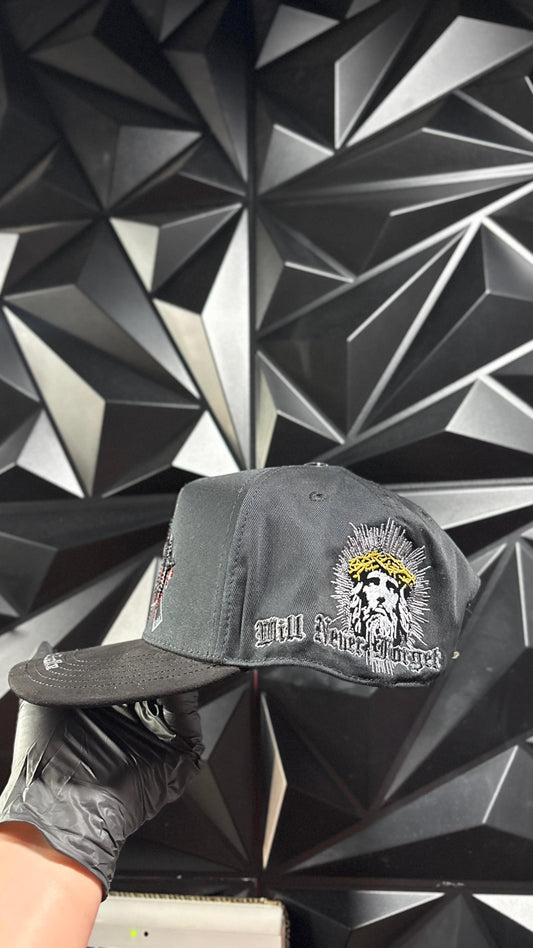 3 Cruces negro-rojo cap