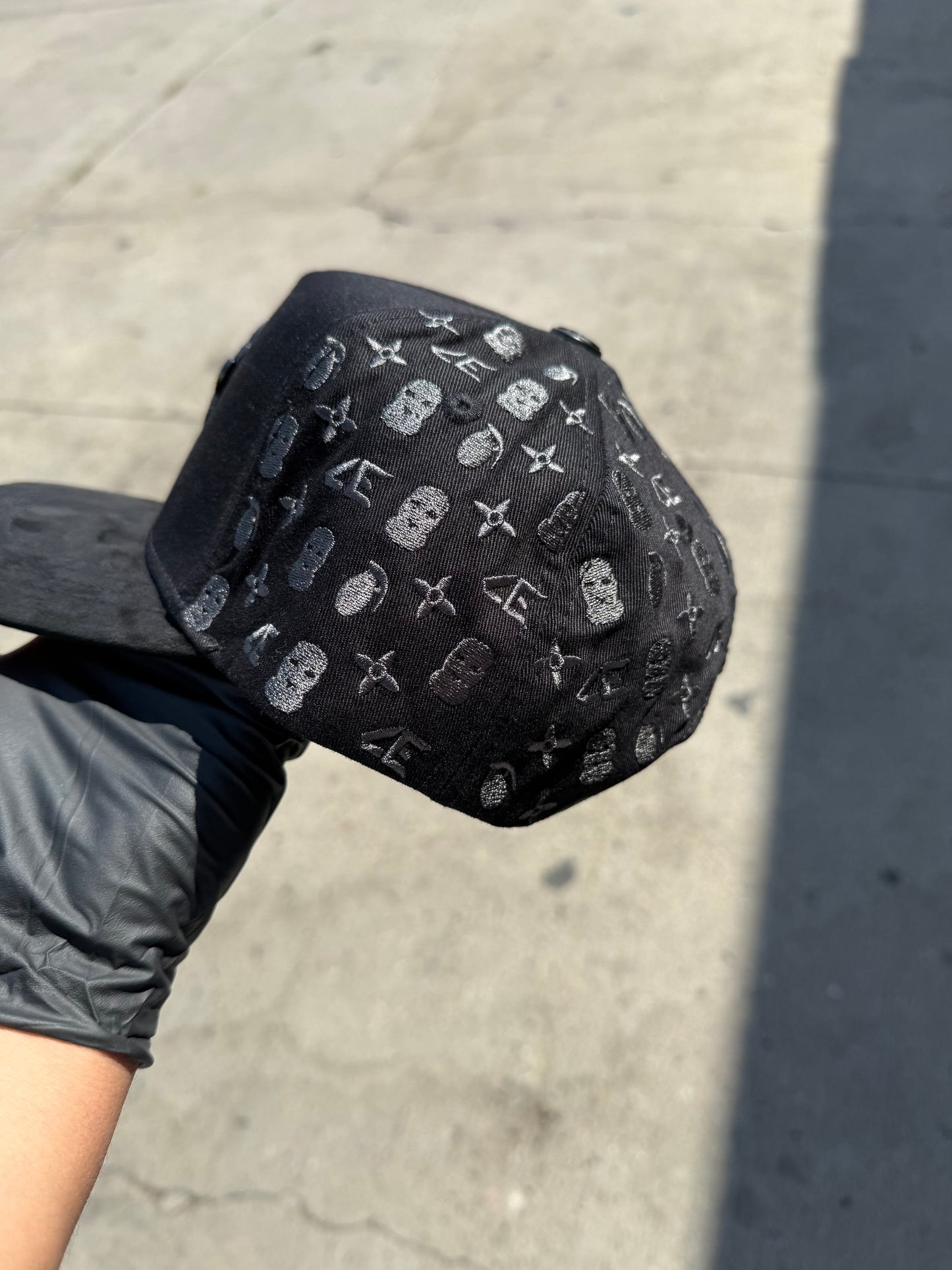 Makabelico Black Cap
