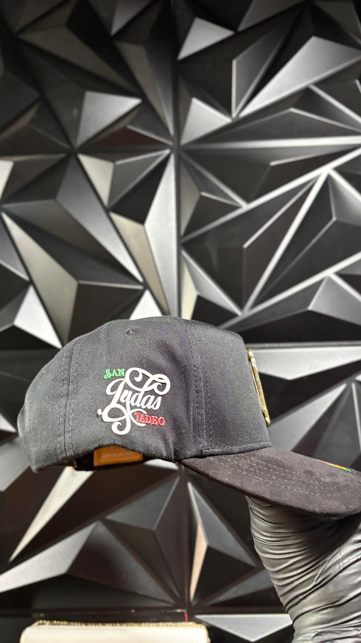 San Judas negro-verde cap