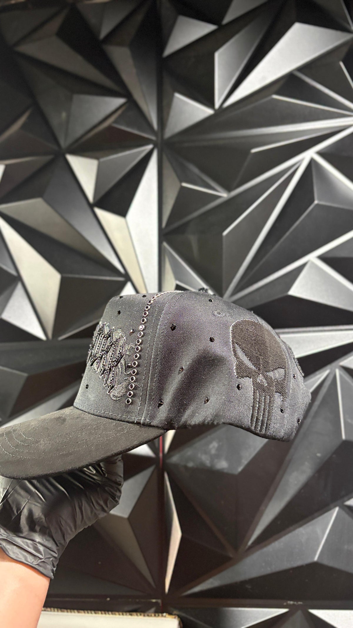 NY total black cap 🧢