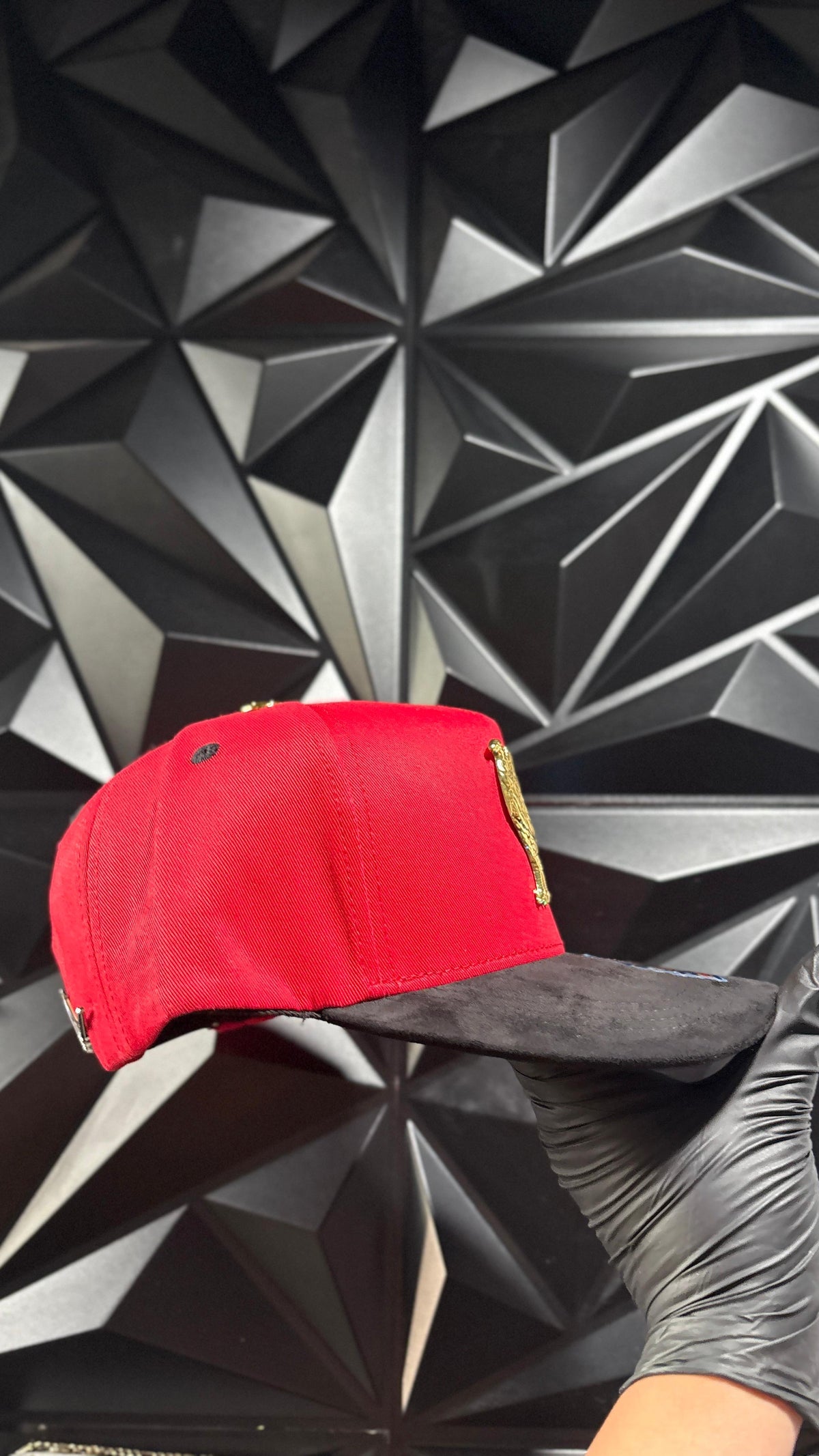 El gallo 🐓🐓rojo negro cap o