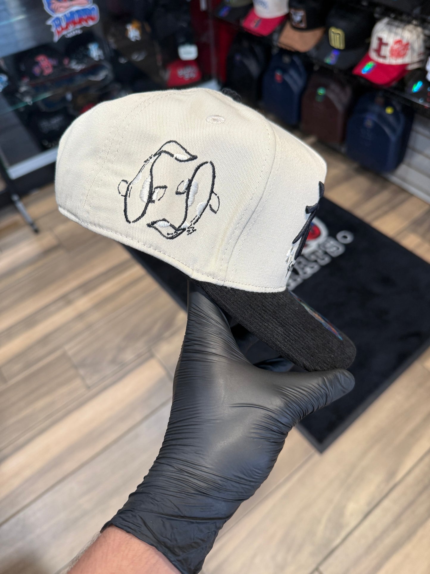 JC Hats letras chinas