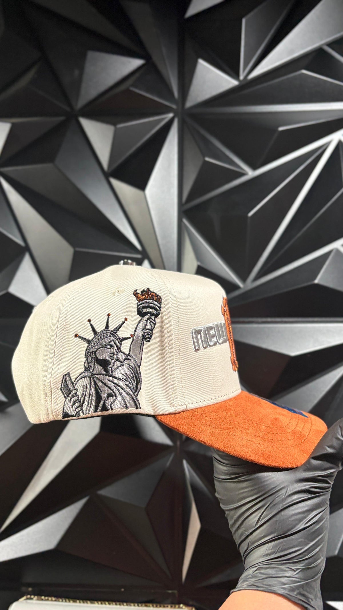NY beige cap