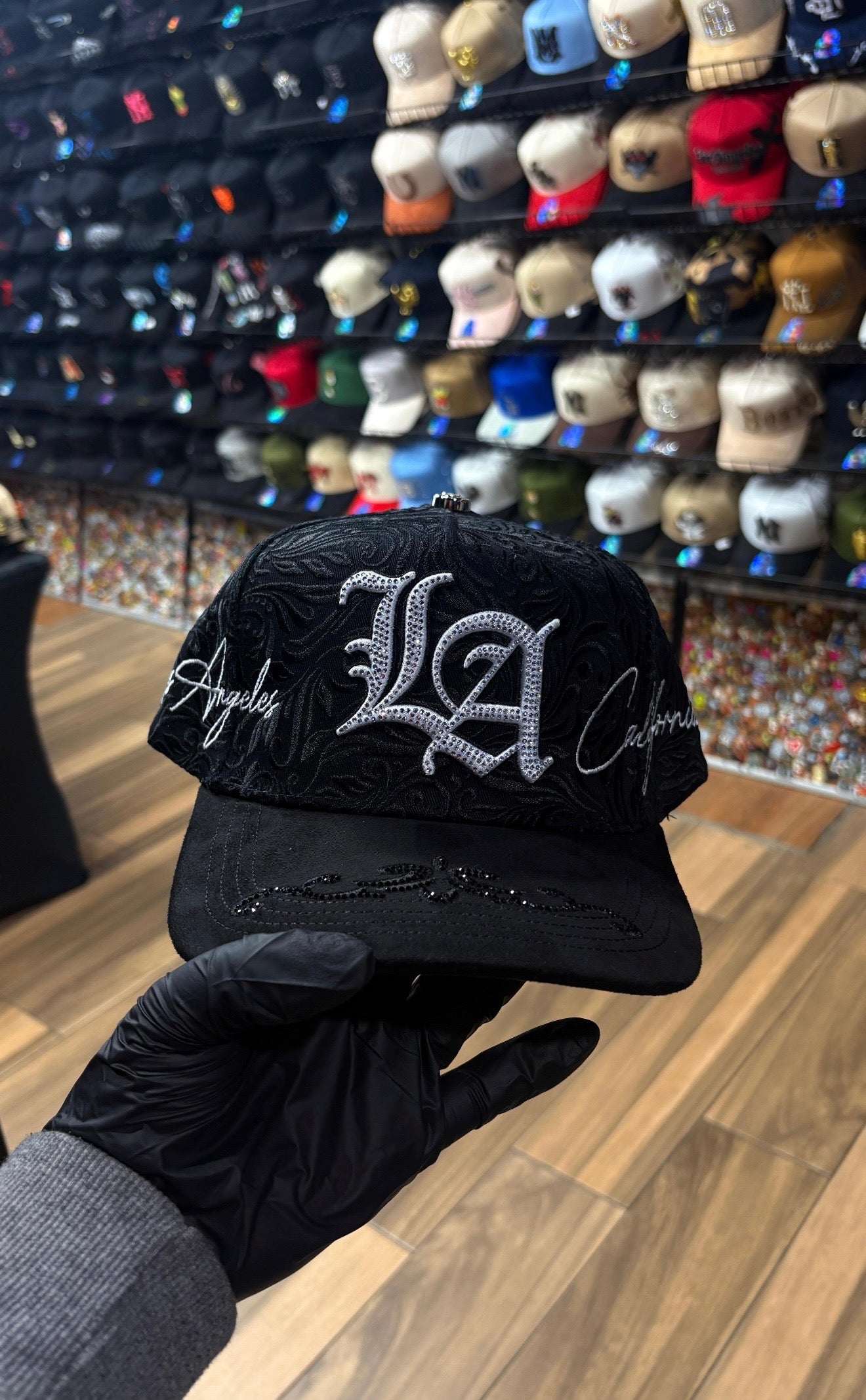 LA Black White Cap