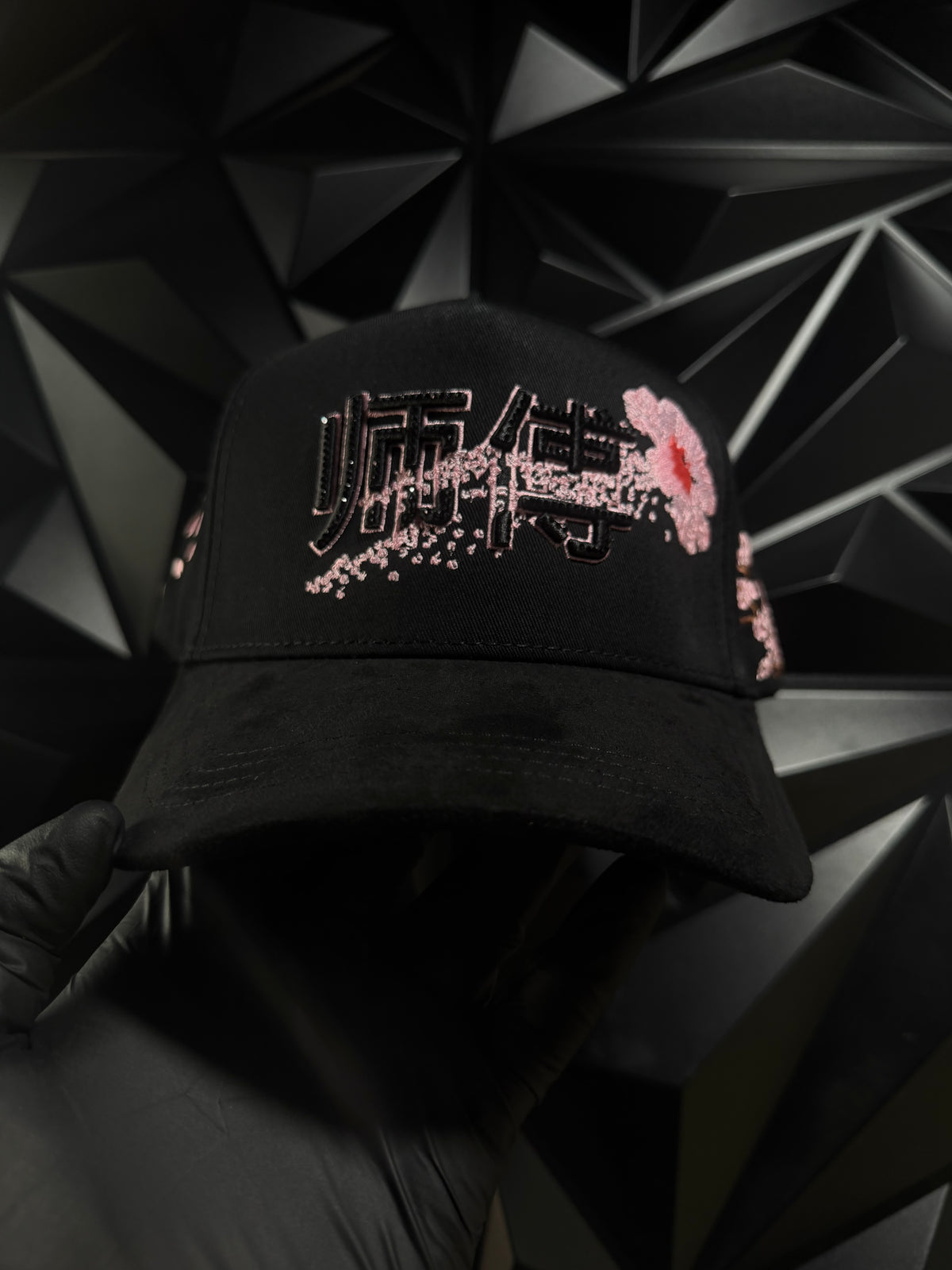 Sakura negro-Rosita cap 🧢