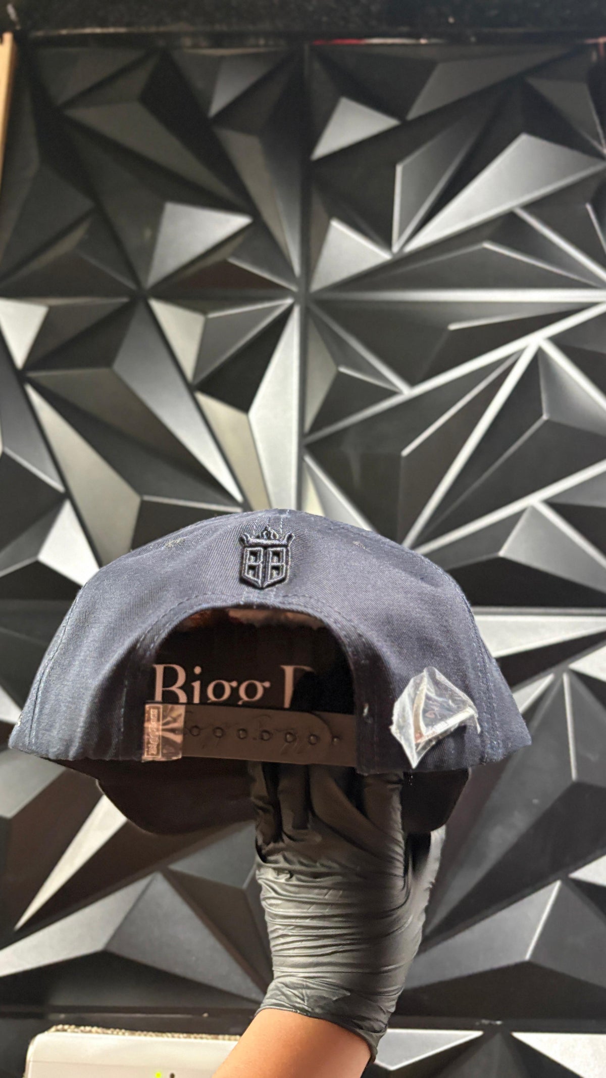 El gallo🐓🐓azul-negro cap 🧢