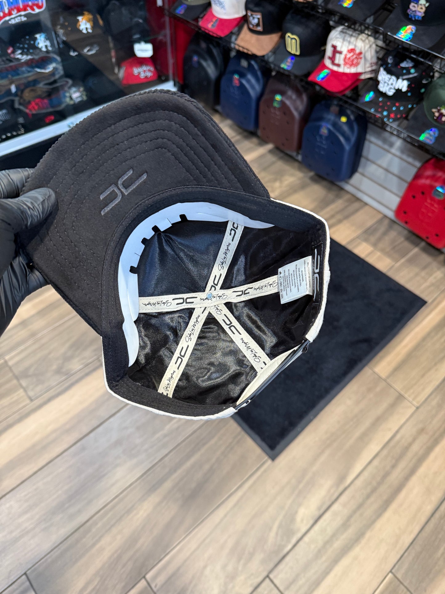 JC Hats letras chinas