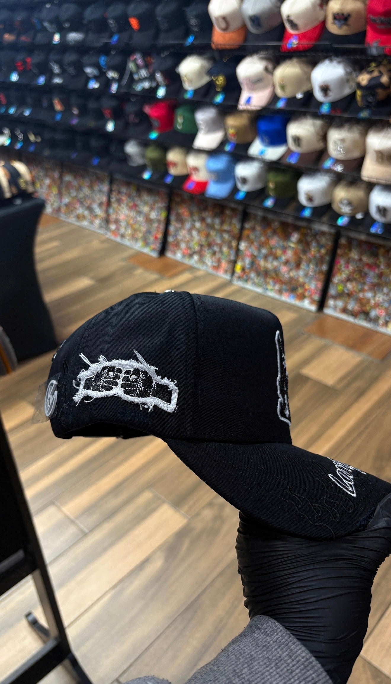 LA Black White Cap