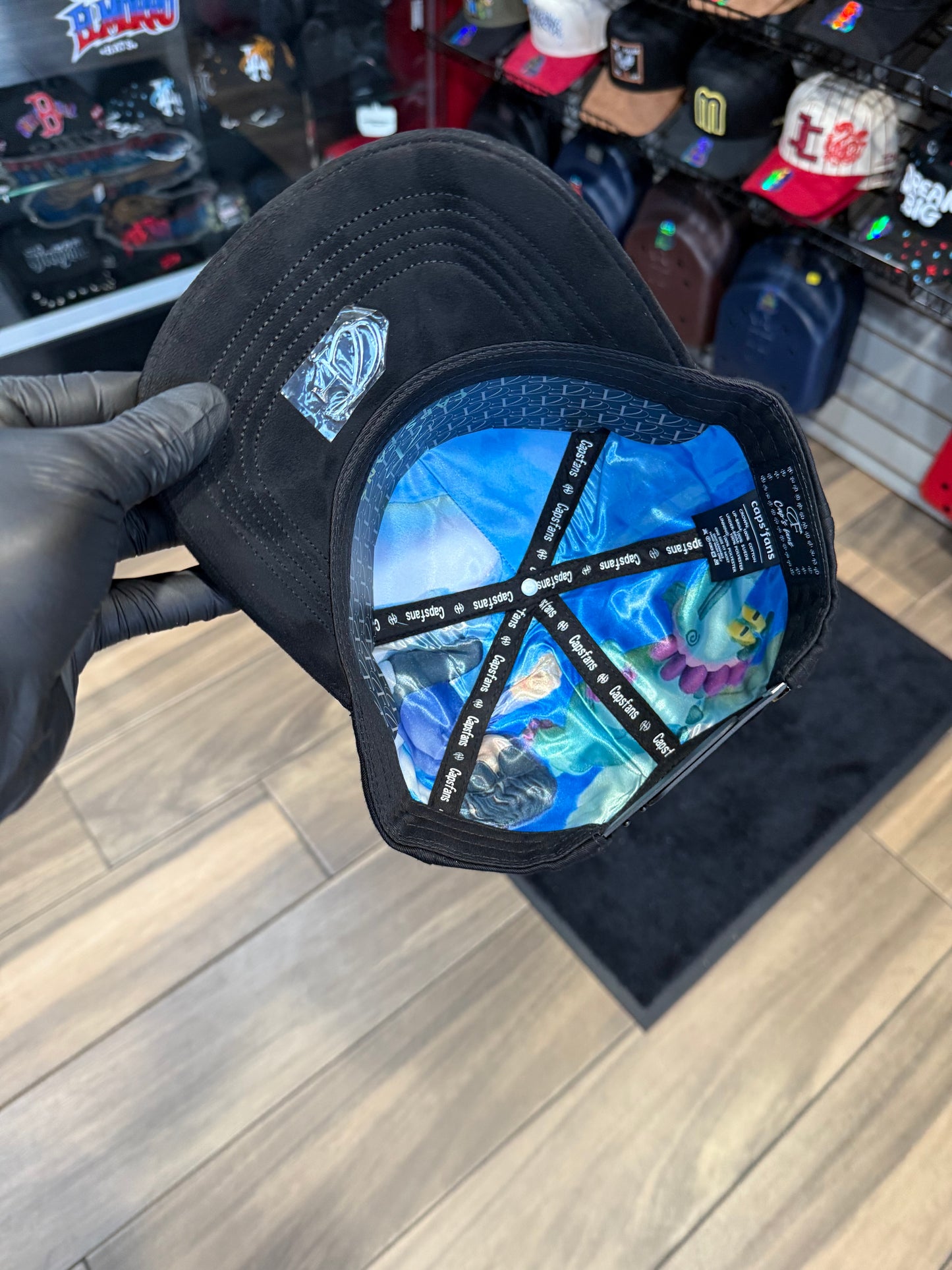 Junior H Total Black