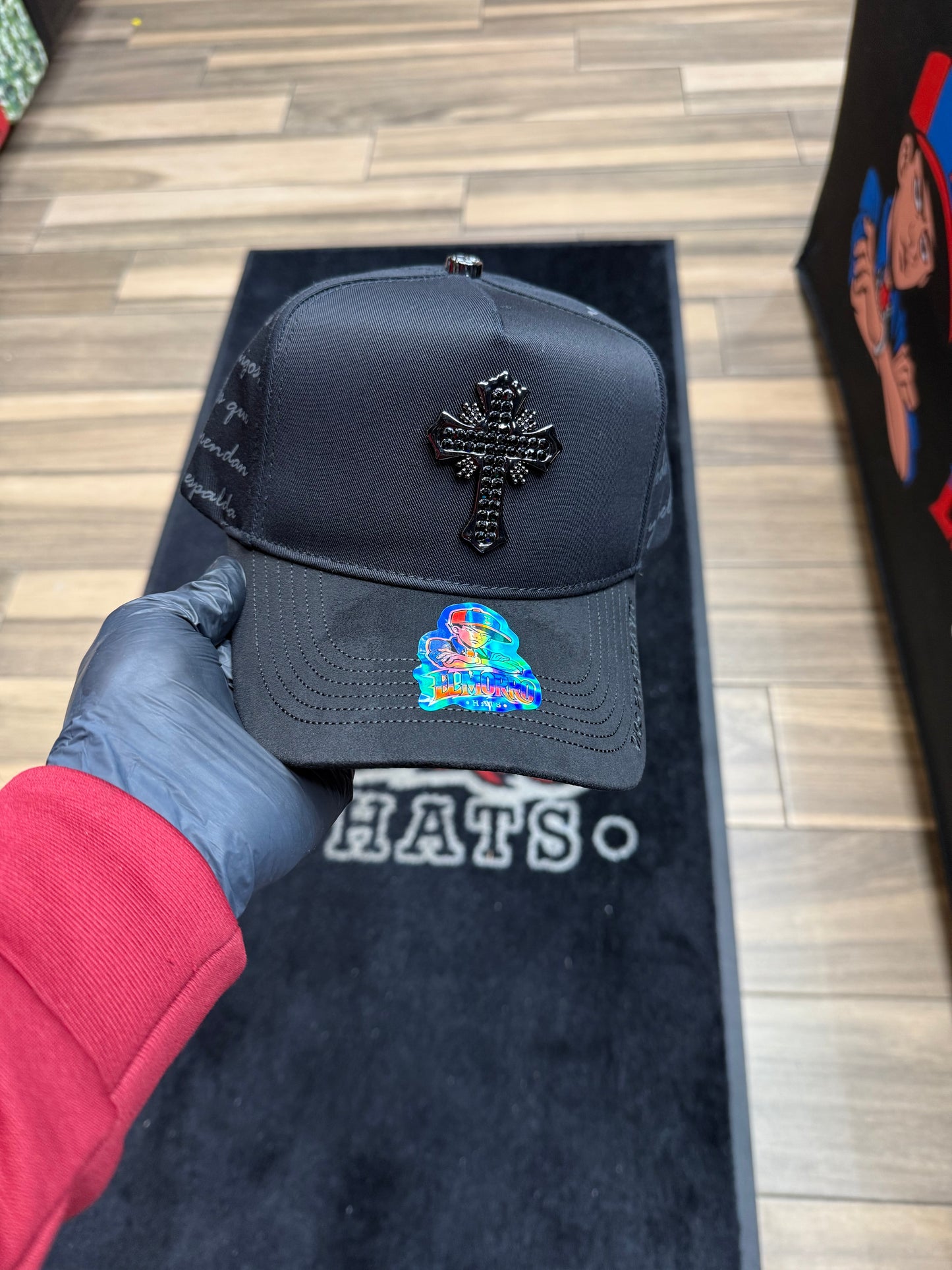 Dios por delante Total Black