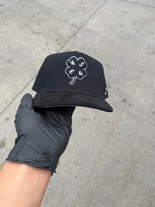 El trébol 🍀 Black grey