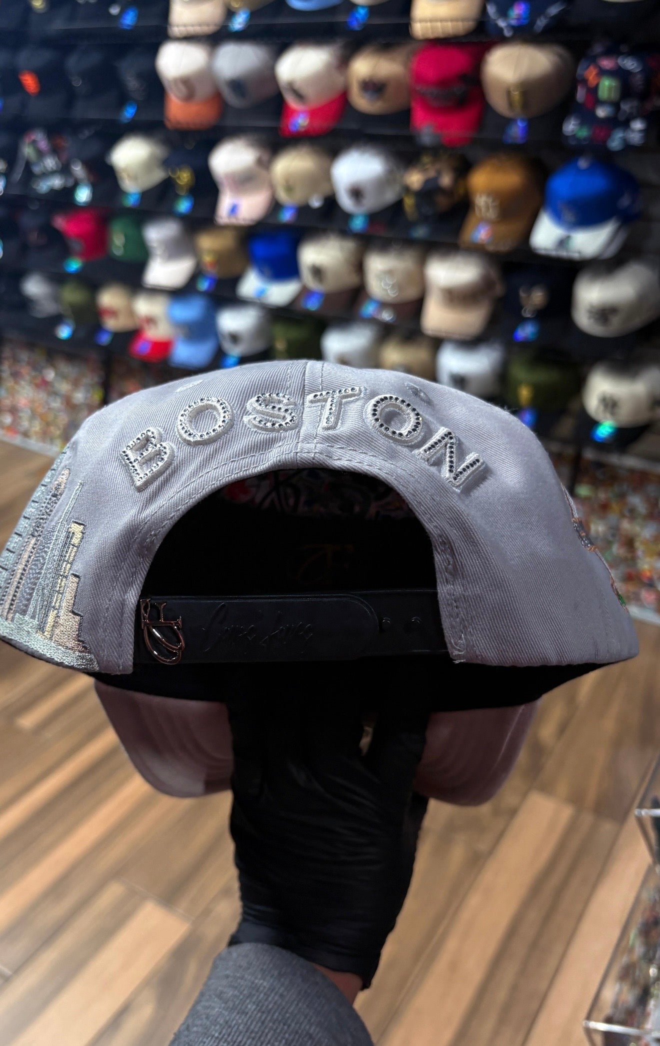 Boston Grey Gat