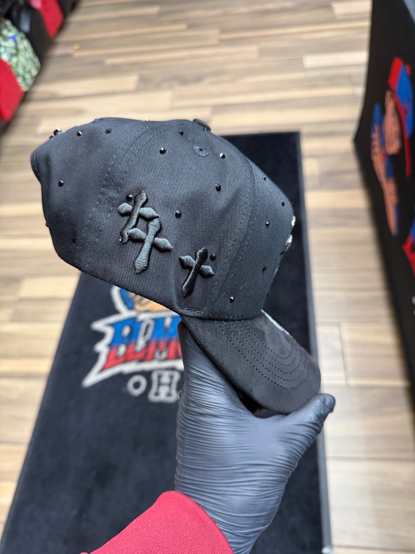 Cruz Black Cap