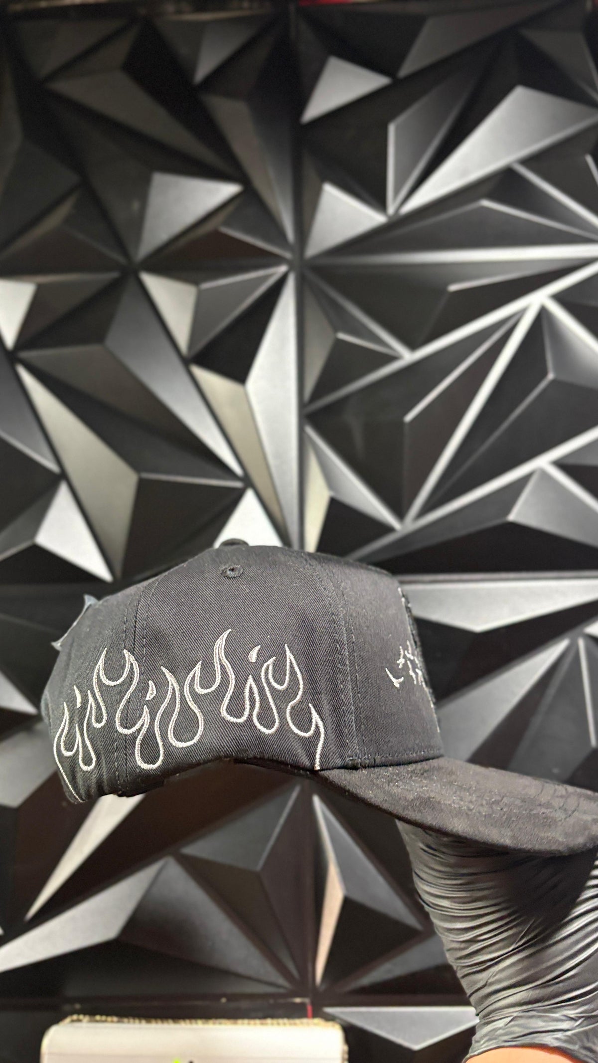 LA negro- Gris cap 🧢