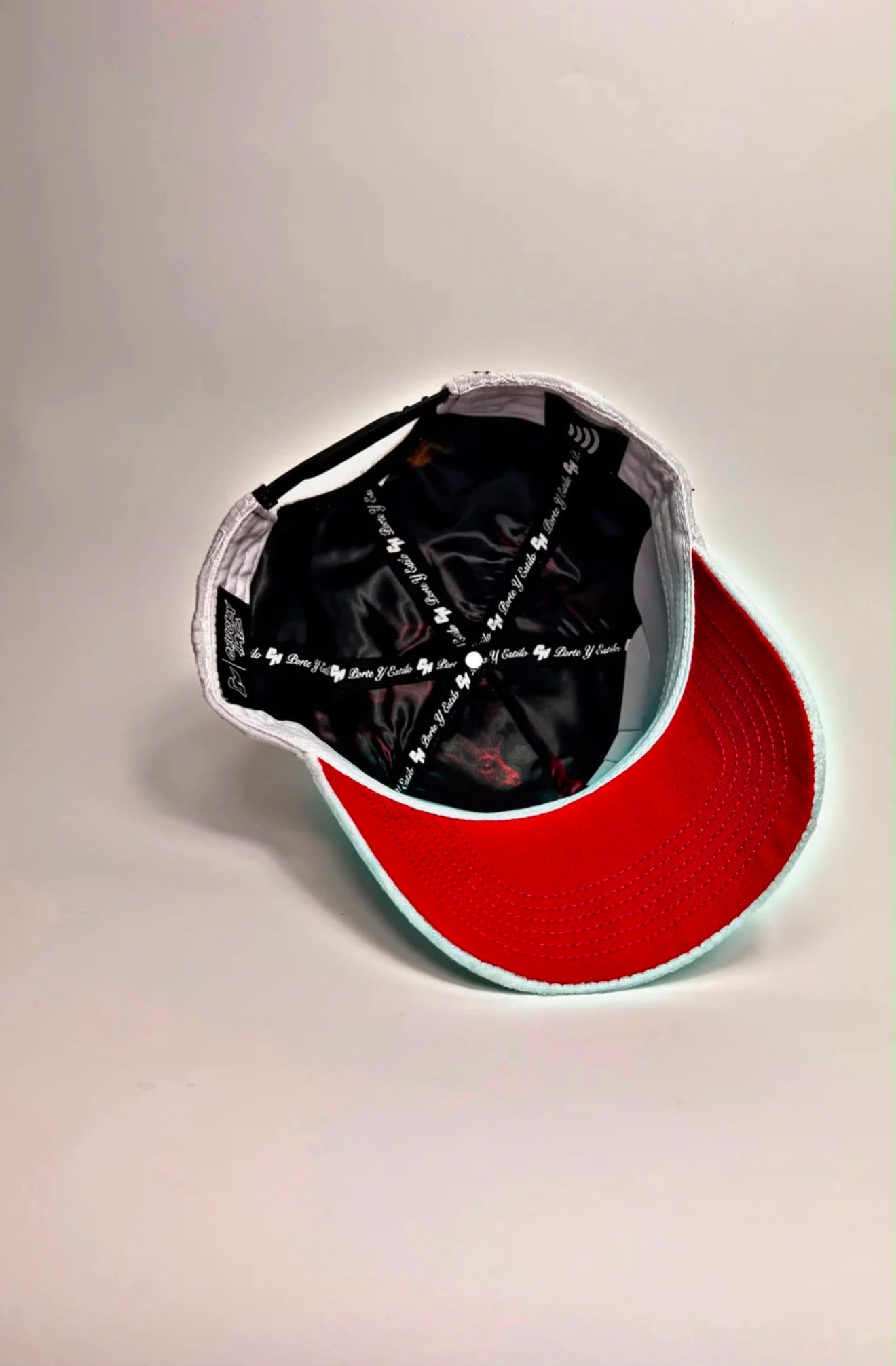 Commando exclusivo Gorra Blanca original 🤝