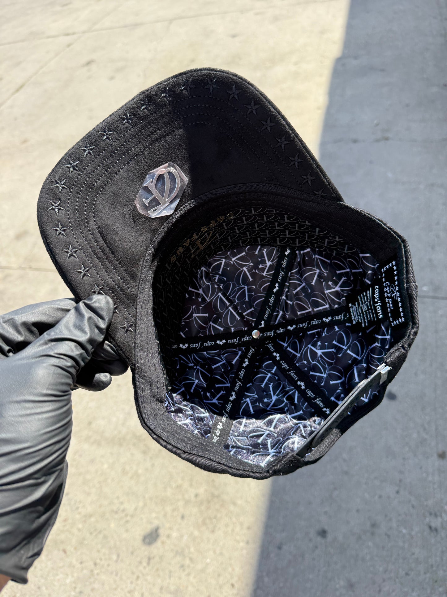 3 Estrellas 🌟 Black Cap