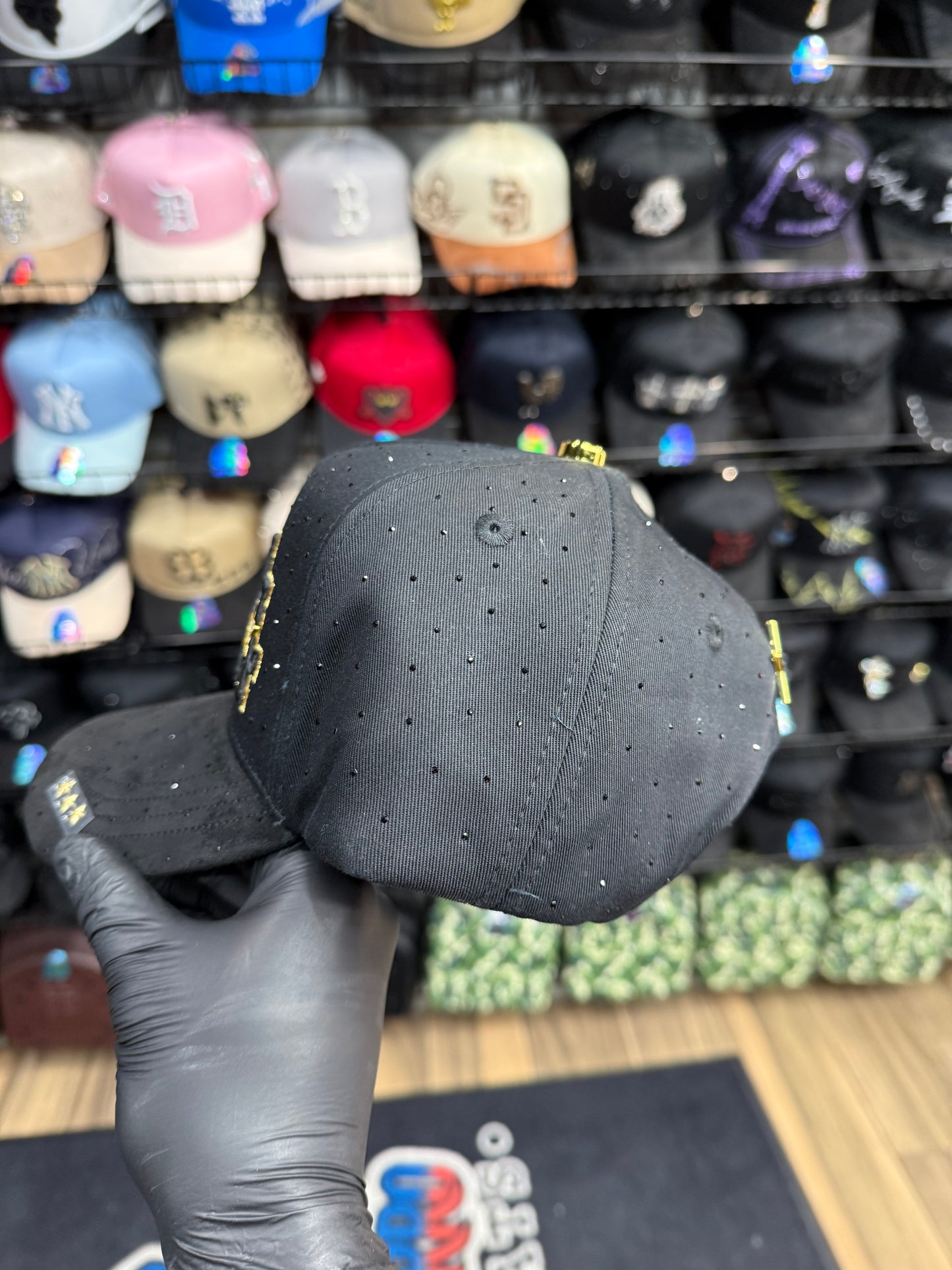 LALALA Black-gold cap