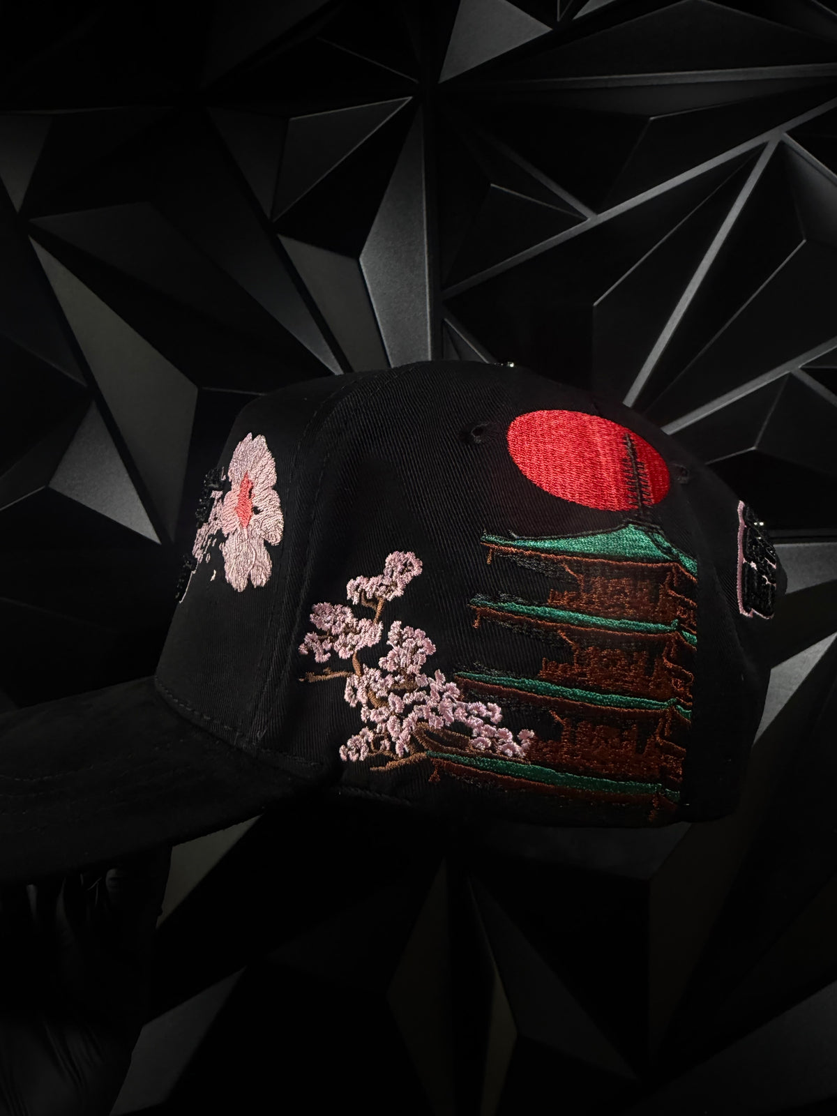Sakura negro-Rosita cap 🧢