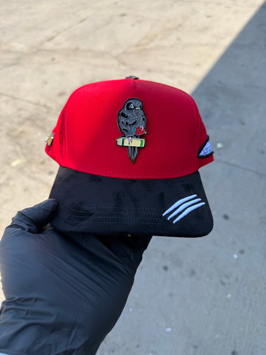 El perico 🦜 Roja con bolsa secreta