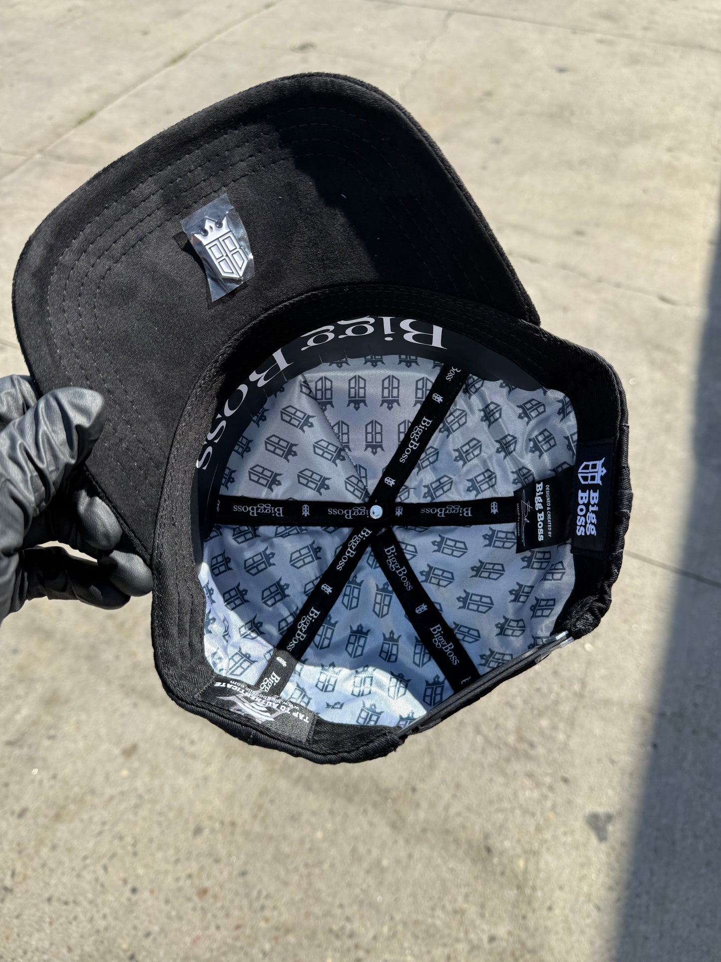 LA Total Black Cap