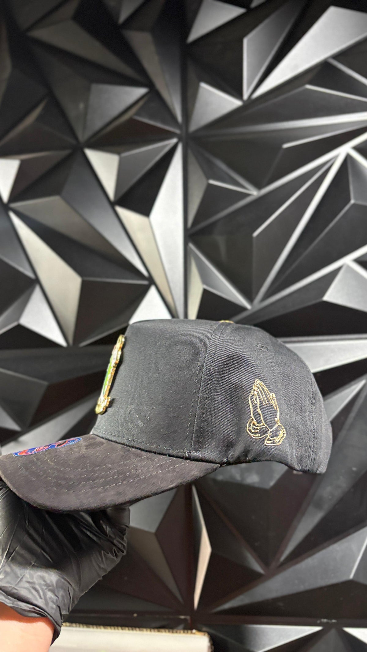 San Judas negro-verde cap