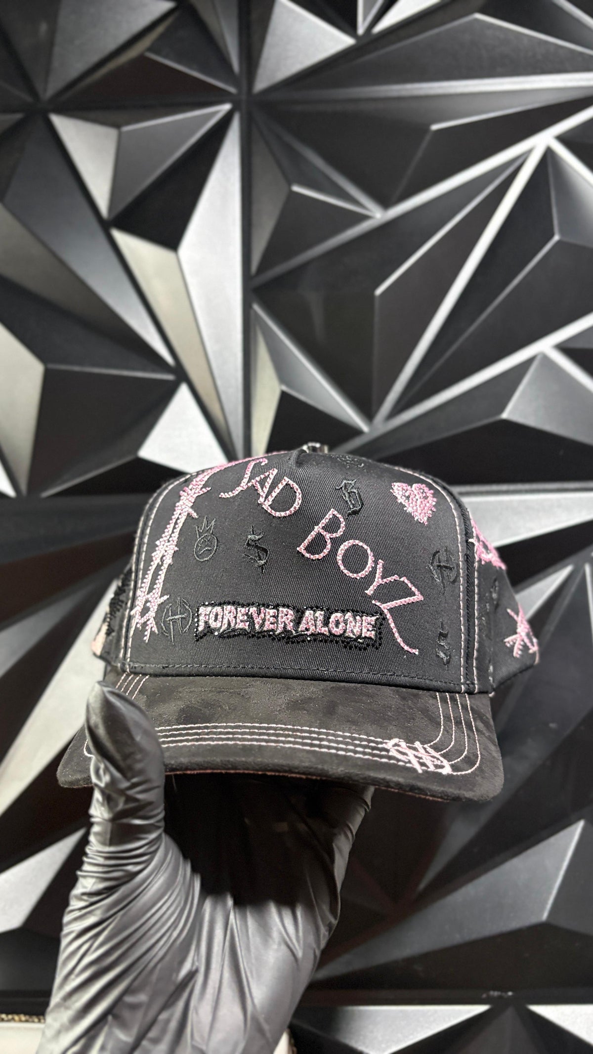 Sad Boys cap negro-rosado