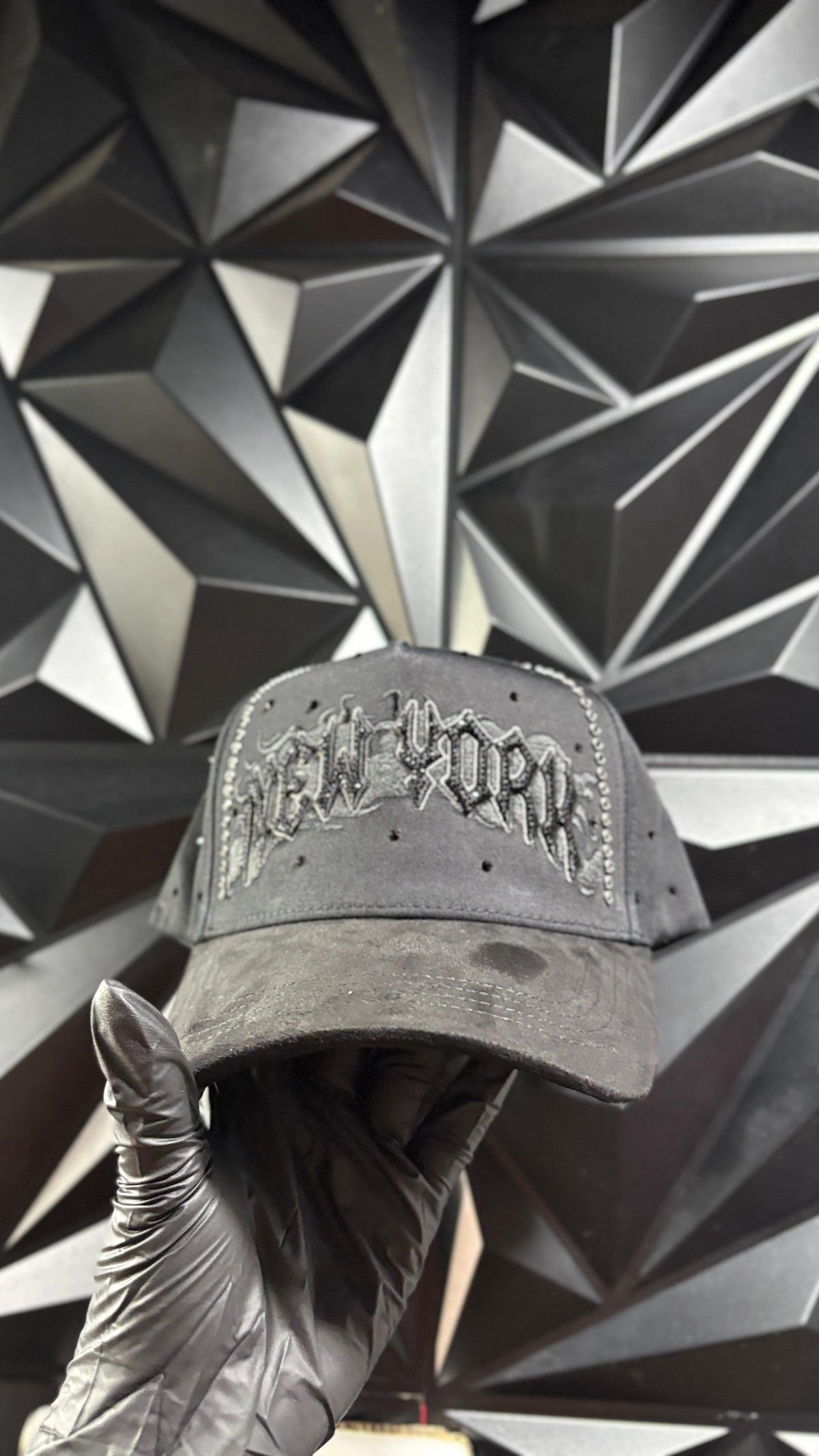 NY total black cap 🧢