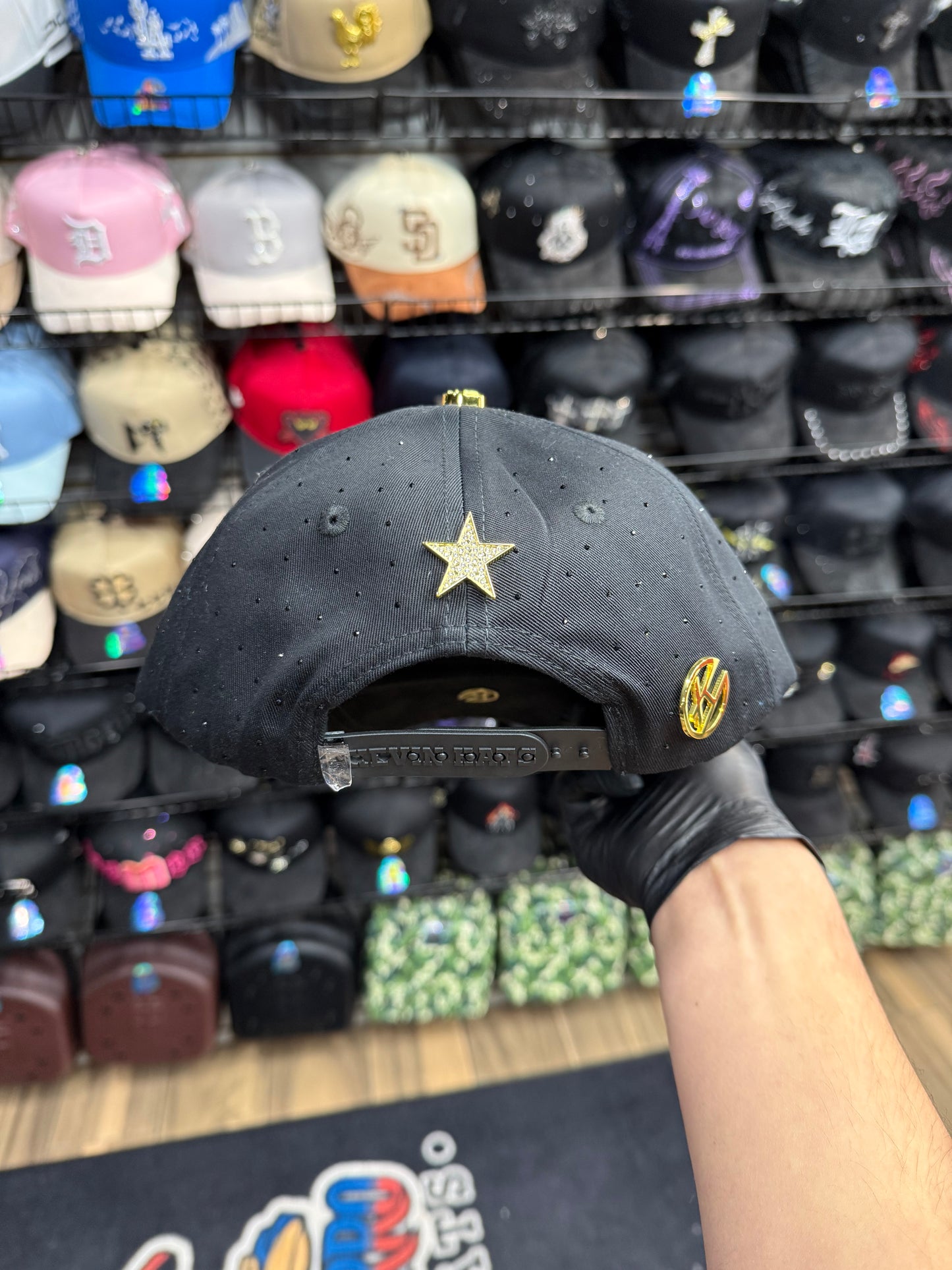 LALALA Black-gold cap